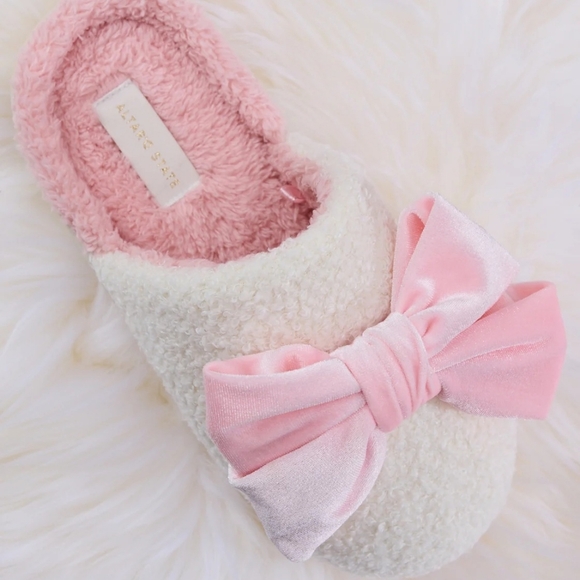 NWOT Altar'd State Bonnie Bow Slippers in Cream Pink Sz M 7/8 - Picture 3 of 6